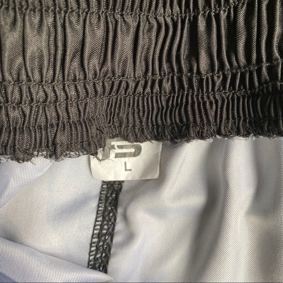 2 pairs โข Kickboxing Shorts - Picture 10 of 14